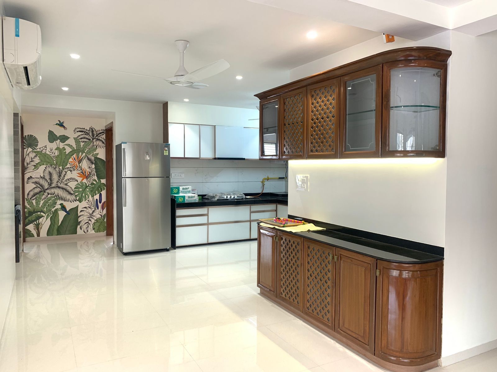 Residence 5, Surat